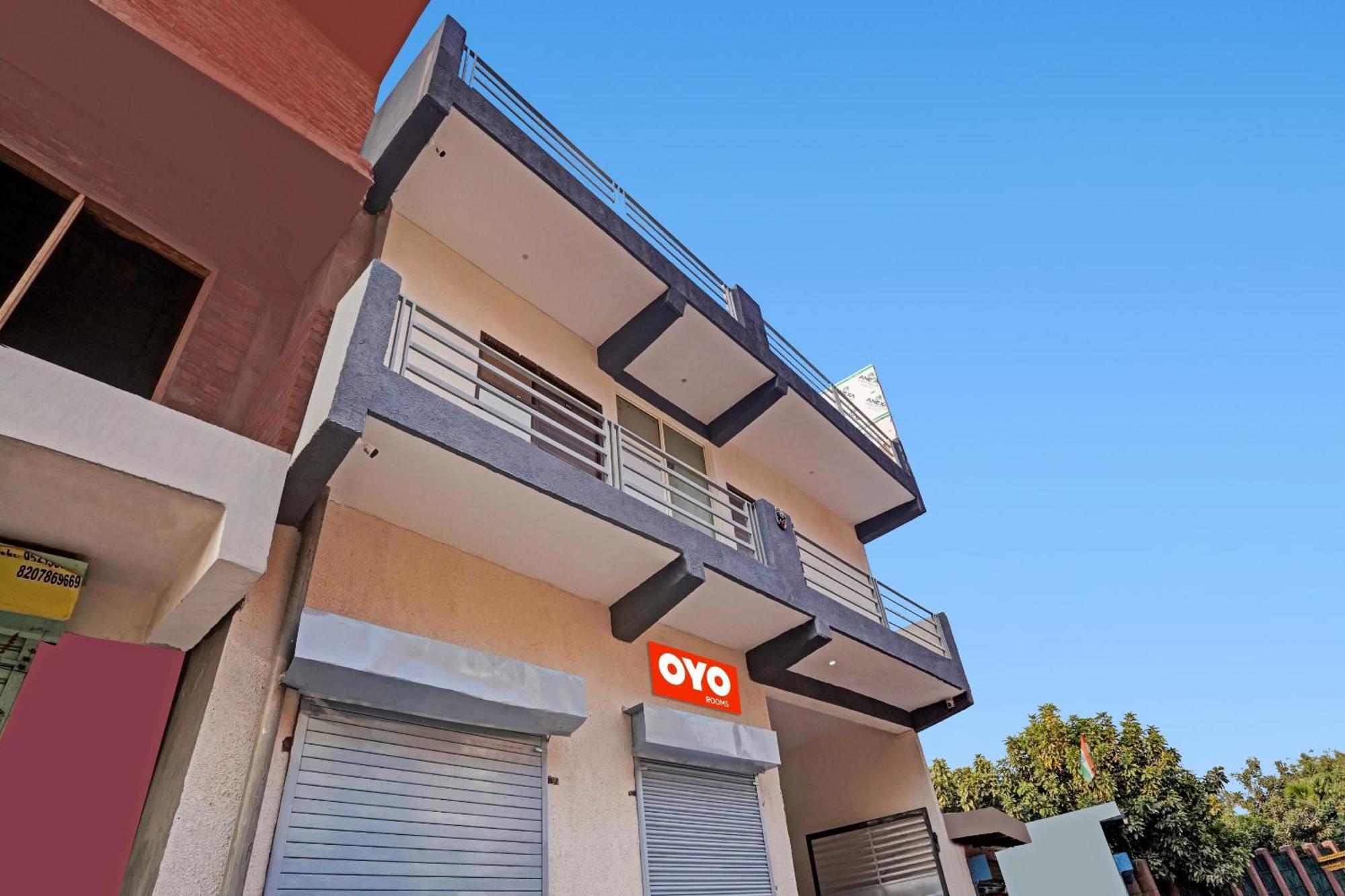 Hotel O Avs Hotel & Restaurant โนอิดา ภายนอก รูปภาพ
